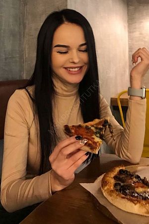 Катя, 89585409937